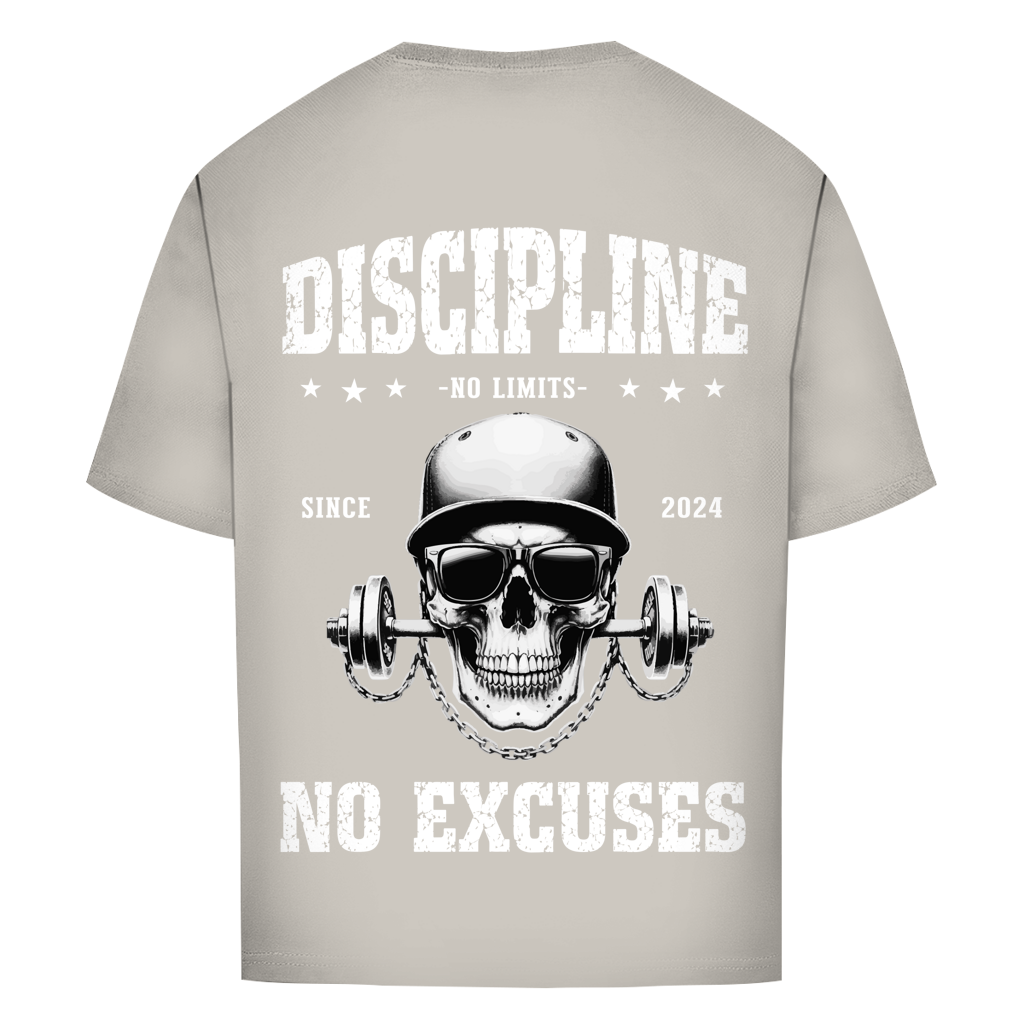 Das State Your Mind Oversize Shirt Discipline zeigt einen Totenkopf mit Sonnenbrille und Helm, der eine Langhantel hält, sowie den Text "DISCIPLINE NO LIMITS NO EXCUSES SINCE 2024". Das ideale Herren Gymshirt für deinen Workout-Style.